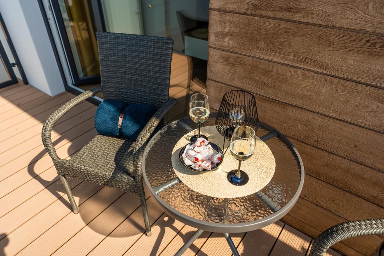 Apartament Sloneczny Przy Morzu Z Klimatyzacja Grzybowo  Exterior photo